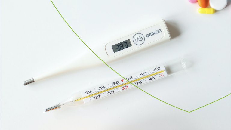 Thermometer geeft 38,3 Celsius aan