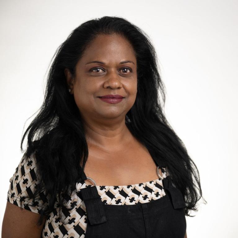 Nalinie, doktersassistent bij Arts en Zorg Goudenregenhof